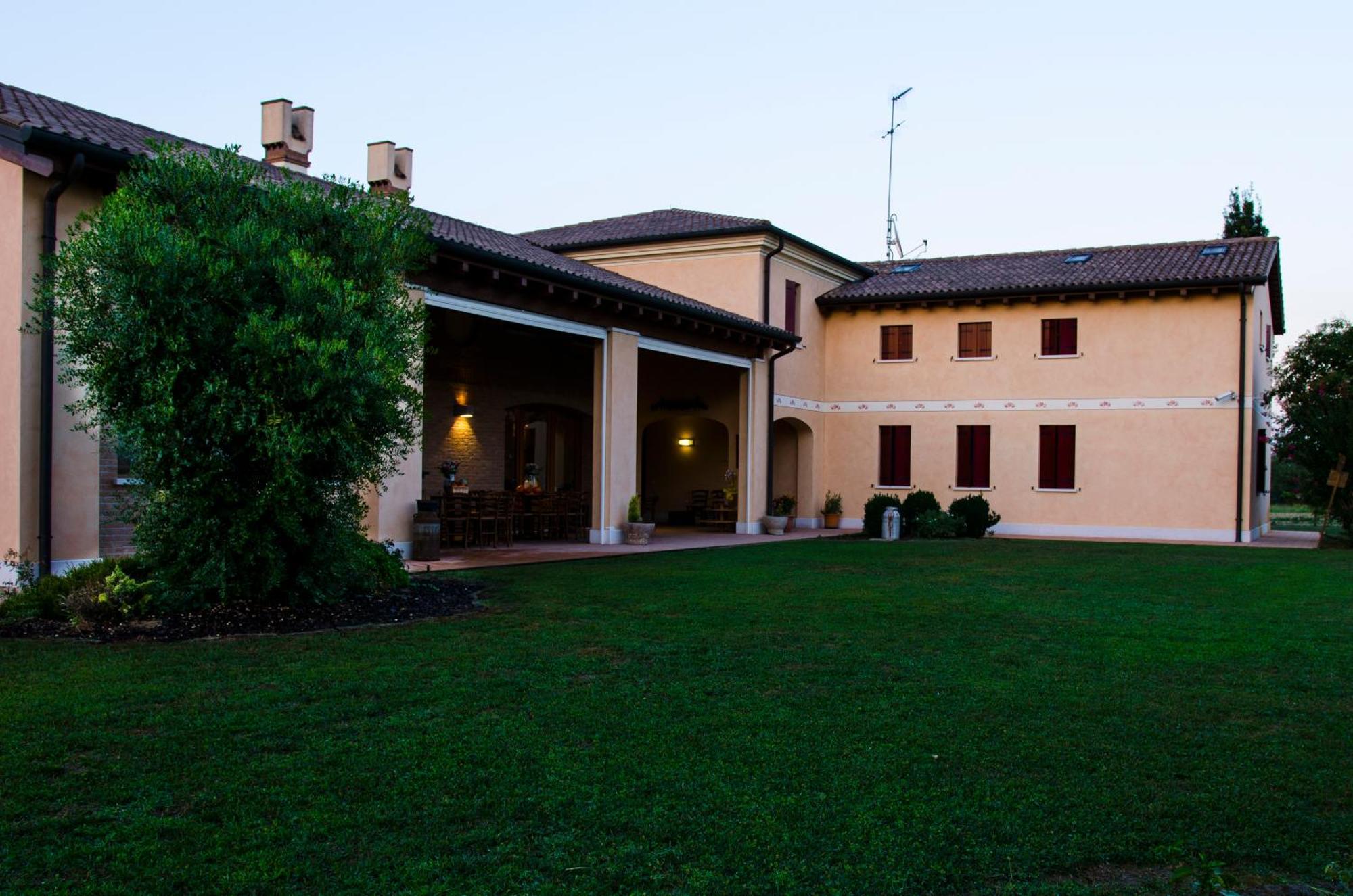 Agriturismo Alle Rose Villa Ca Baglioni Buitenkant foto